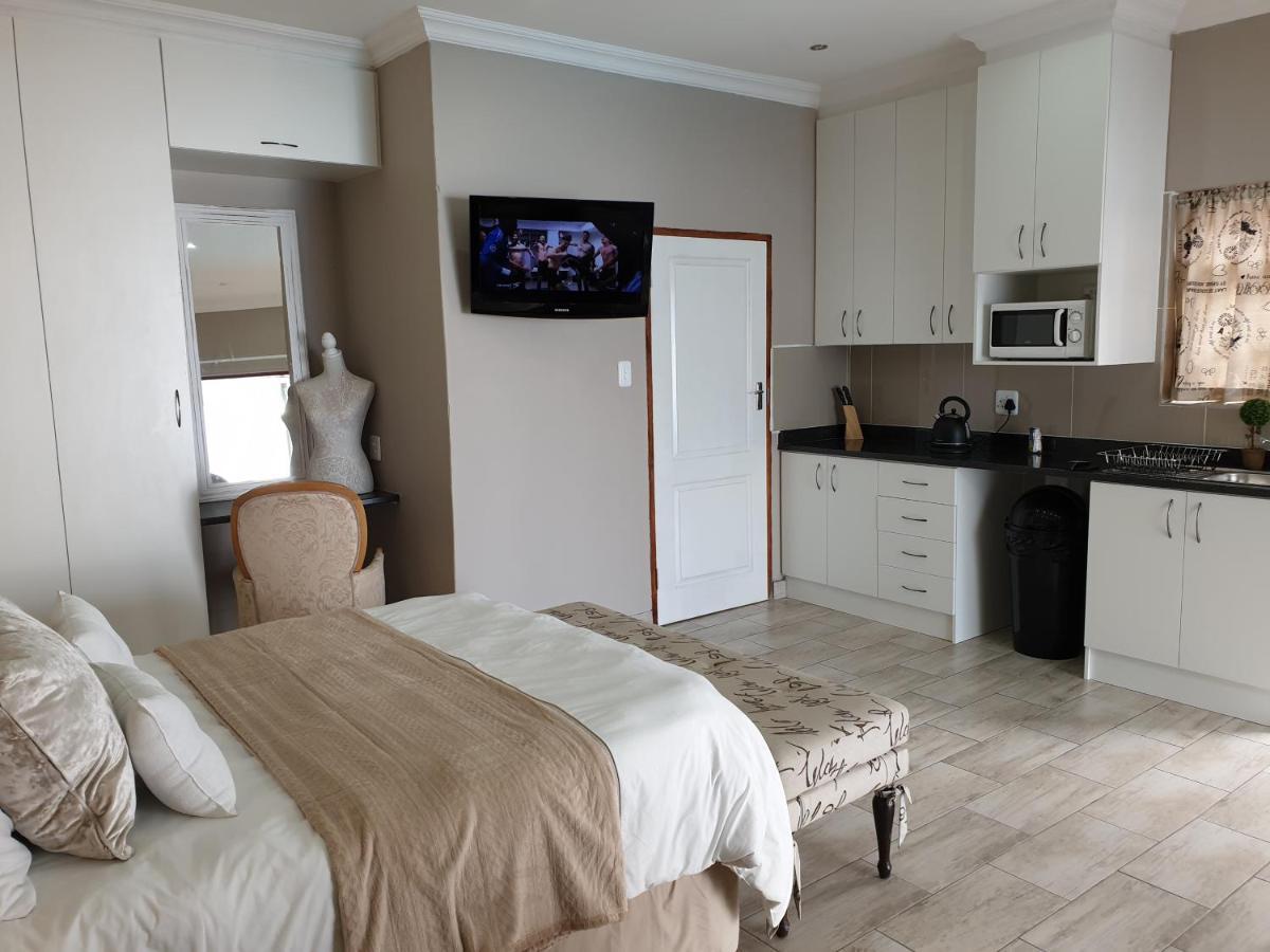 Pongola Road Self Catering Accommodation Uitenhage Εξωτερικό φωτογραφία