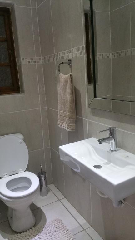 Pongola Road Self Catering Accommodation Uitenhage Εξωτερικό φωτογραφία