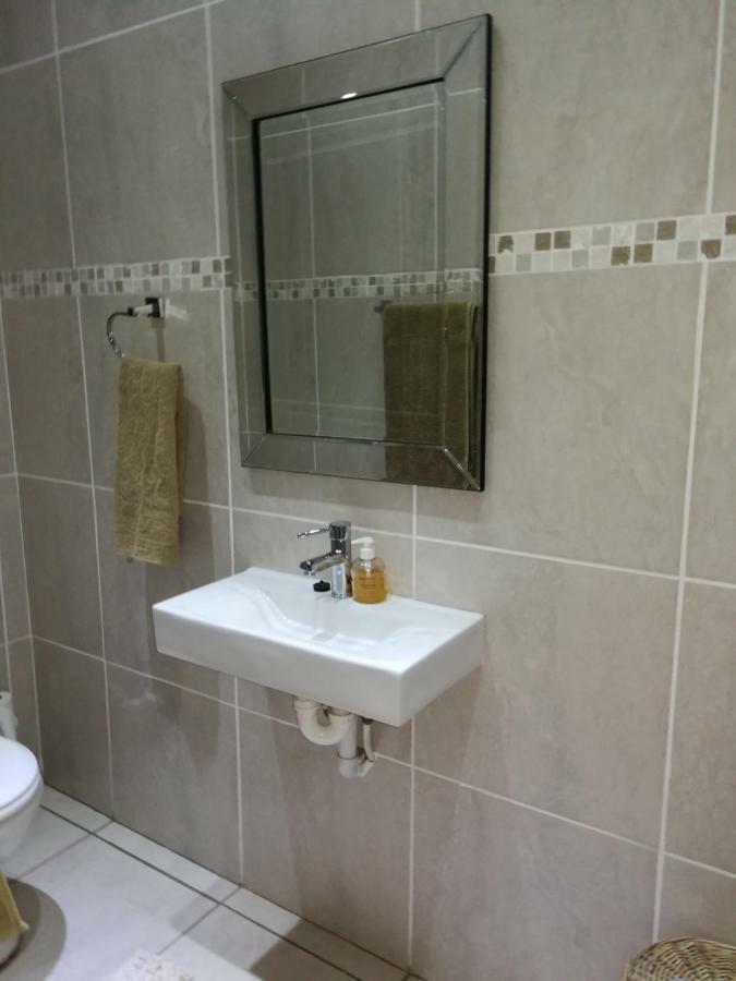 Pongola Road Self Catering Accommodation Uitenhage Εξωτερικό φωτογραφία