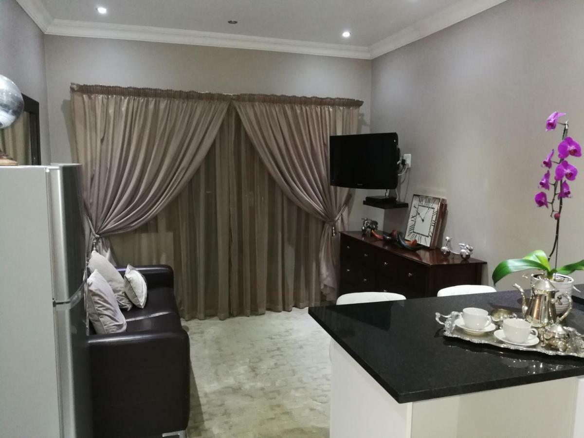 Pongola Road Self Catering Accommodation Uitenhage Εξωτερικό φωτογραφία